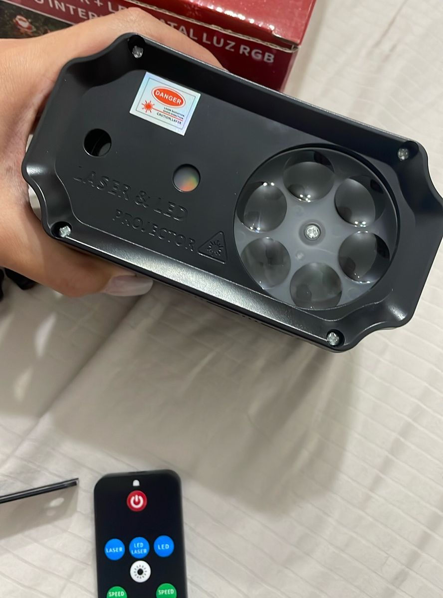 Proiettore laser con luci decorative